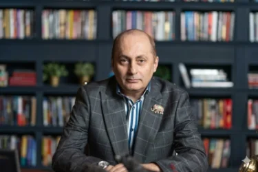 Վարդան Ղուկասյանը 3 պետություններից վիզաների արտոնյալ առաջարկներ է ստացել