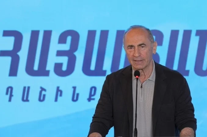 Խելքներդ հավաքեք. Քոչարյանը խոսել է Ռուսաստանի կողմից սահմնափակումների մասին