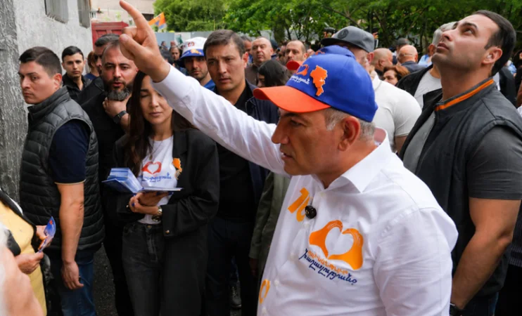 Փաշինյանի վարքագծի դեմ բողոք է ուղարկվել Կոռուպցիայի կանխարգելման հանձնաժողով
