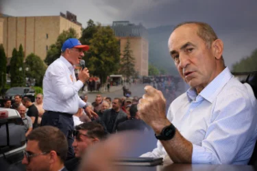 19:00 Լուրերը մեկ տողով. Իշխանություն-ընդդիմություն հեռահար բանավեճ, փակ փողոցներ Երևանում