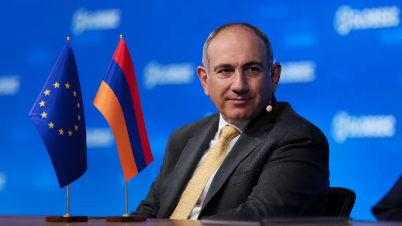 10:00 Լուրերը մեկ տողով. Փաշինյան՝ ԵՄ անդամակցության հարցի մասին. ամփոփել է 2005 տեղամասի արդյունքները