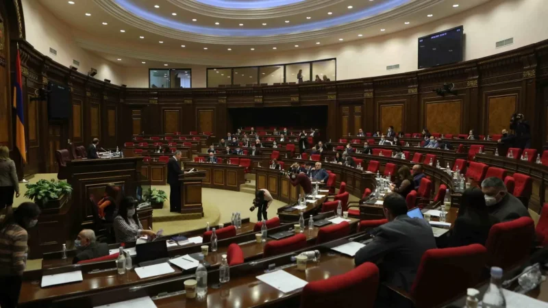 Ազգային ժողովի պատգամավորներին 30 աշխատանքային օրով արձակուրդ է տրամադրվել