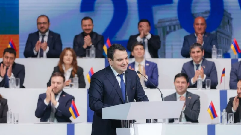«Ուժեղ Հայաստան»  կուսակցության ներսում որոշում կա հրաժարվել մանդատներից․ Yerkir,am