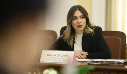 Սրբուհի Գալյանը` Սահմանադրությունը փոփոխելու մասին