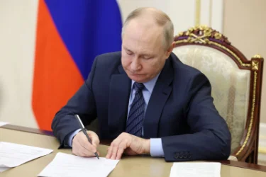 Պուտինը ստորագրեց աղմկահարույց օրենքը