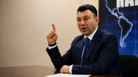 ՏԵՍԱՆՅՈՒԹ․ Քաղաքական «տրյապկա» Արմեն Աշոտյանի ու Սերժ Սարգսյանի արանքը մի՛ մտի, արա․ Շարմազանով
