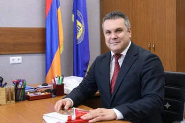 ԵՊՀ-ից դեկան է ազատվել աշխատանքից
