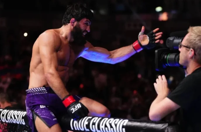 Իլիա, որտե՞ղ ես. Արման Ծառուկյանը Հուկերին հաղթելուց հետո դիմել է գործող չեմպիոնին