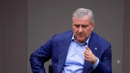 Սամվել Կարապետյանն անդրադարձել է մանդատները վերցնելու թեմային