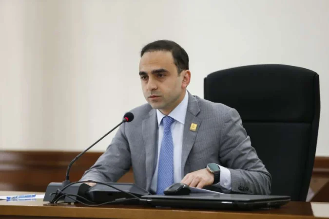 Ավինյանը բարկացավ․ բախչաների ու քոլիկների տերերը հիշեք՝ ինչ դիմադրություն էին կազմակերպում
