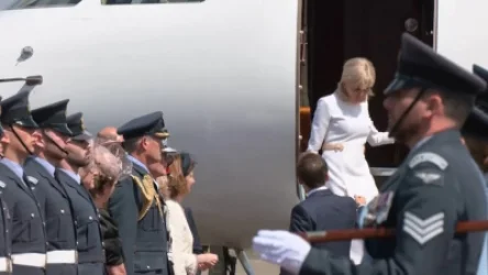 Մակրոնի կինը հրաժարվել է բռնել ամուսնու ձեռքը