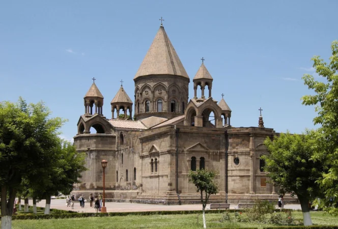 Մայր Աթոռը կատարել է եկեղեցական նոր նշանակումներ տարբեր թեմերում
