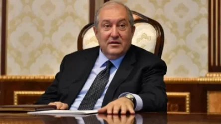 2,3 մլն դրամ բջջային հեռախոսի ծառայության,  360 հազար՝ ծաղիկների համար. Նախագահի աշխատակազմի գնումների պլանը