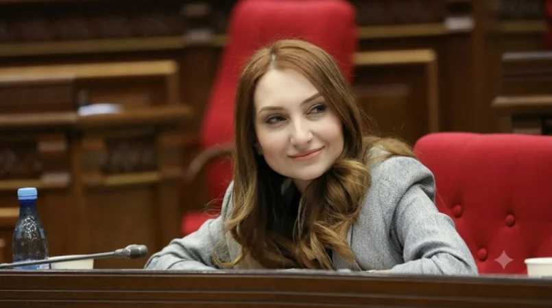 «Իրավունք». Փաշինյանը որոշում ունի՝ ԱԺ փոխխոսնակներից մեկը լինելու է կին, ու դա Լիլիթ Մակունցն է