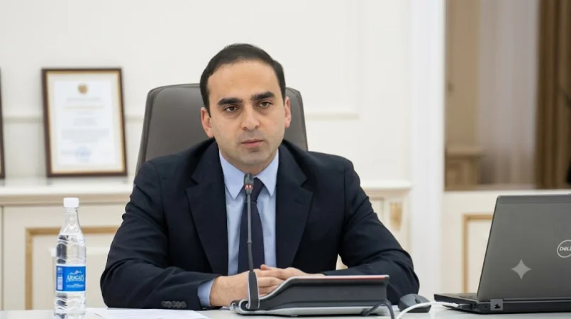 Ավինյան․ Փոքր կենտրոնի փողոցներն ավելի լայնացնել հնարավոր չէ, առաջնահերթությունը հանրային տրանսպորտն է