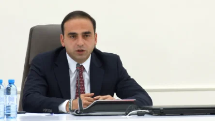 ՏԵՍԱՆՅՈՒԹ. Արցախի փողոցի վթարային շենքերի վերաբերյալ Ավինյանը նոր հանձնարարական է տվել