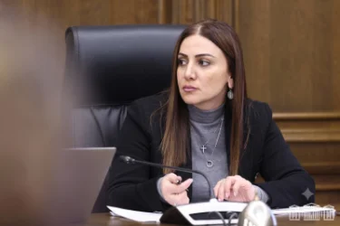 «Քաղաքացիական պայմանագիր» խմբակցության ղեկավարի պաշտոնում  առաջադրվել է Արուսյակ Մանավազյանը