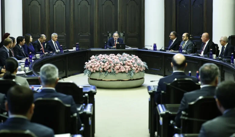 Միլիարդավոր դրամների պետական ծրագրեր մնում թղթի վրա. «Փաստ»