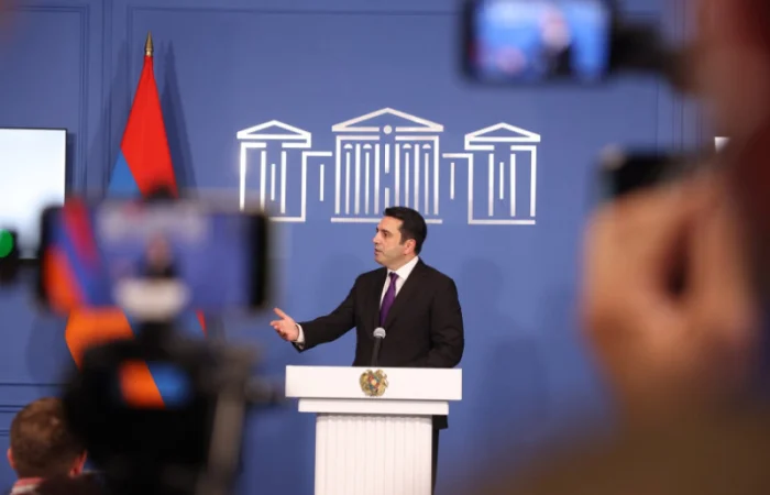 Դա անհեթեթություն է. Ալեն Սիմոնյանը՝ նախագահի թեկնածու լինելու մասին