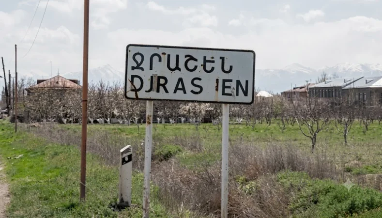 Նոր մանրամասներ Ջրաշենի նախկին ղեկավարի ու նրա ծնողների դանակահարության դեպքից