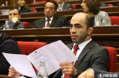 Այն, ինչ այսօր արվեց Գագիկ Ծառուկյանի նկատմամբ, այլանդակություն է. Արսեն Ջուլֆալակյան