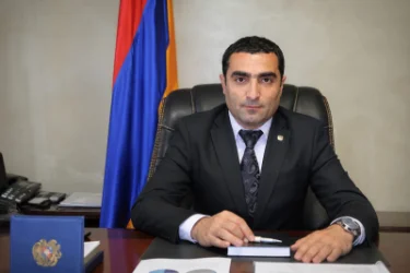 Ռոմանոս Պետրոսյանն արձագանքել է Սամվել Կարապետյանին