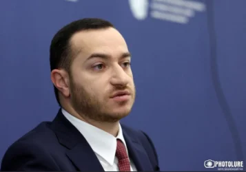 ԲՏԱ նախարար Մխիթար Հայրապետյանը կհեռանա պաշտոնից