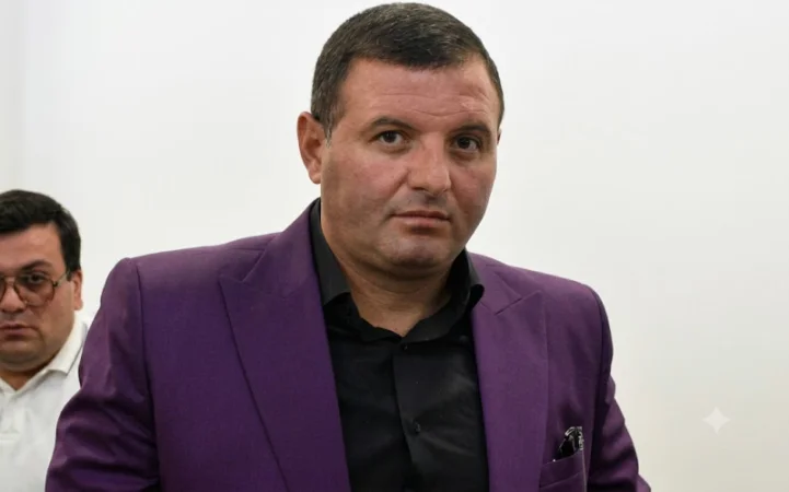 Վարդան Ղուկասյանի որդուն՝ Սպարտակ Ղուկասյանին ԱԱԾ մեկուսարանից ազատ արձակեցին