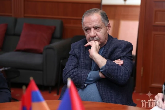 Խաղաղվեք. հարցը փակված է. Աղվան Վարդանյանը կվերցնի մանդատը