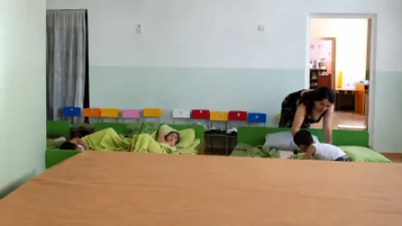 Քաշքշել, հարվածել երեխային․ Փոքր Վեդիի մանկապարտեզի դաստիարակի գործով նախաքննությունն ավարտվել է