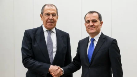 Լավրովն ու Բայրամովը քննարկել են Մոսկվա-Բաքու հարաբերությունների ապագան