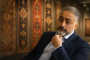 Օրը ցերեկով գողանում են հայկական գորգերը. Վիկտոր Մնացականյանի աղմկահարույց հայտարարությունը