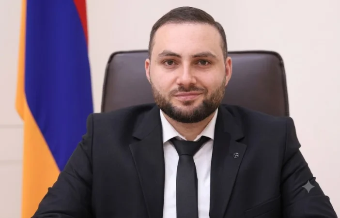 ԱԺ նախագահի մամուլի քարտուղարը հեռանում է պաշտոնից՝ Ալեն Սիմոնյանի պաշտոնավարման ավարտից հետո