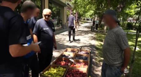 ՏԵՍԱՆՅՈՒԹ. Ավանում և Դավթաշենում փողոցային առևտրով զբաղվողներից առգրավվել է միրգ և բանջարեղեն