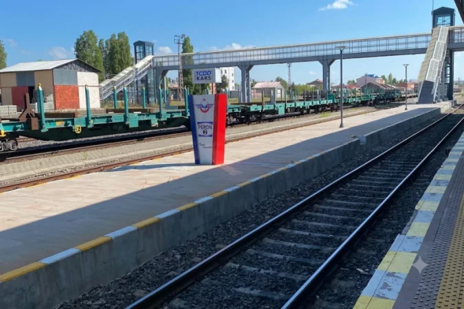 Թուրքիան սկսել է Գյումրի-Կարս երկաթուղու վերականգնման աշխատանքները