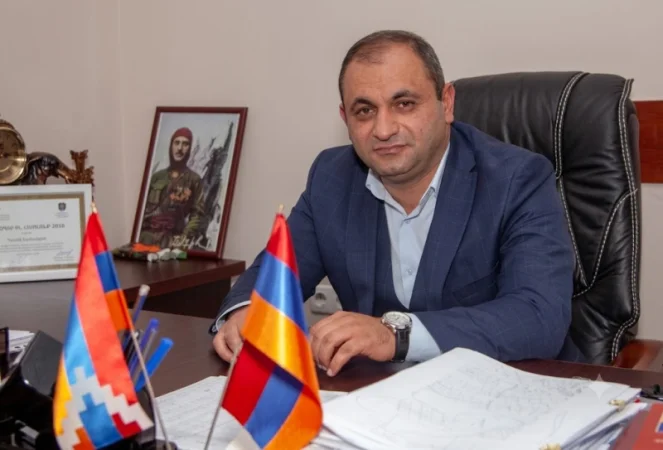 Ահարոն Սահակյանը հեռանում է Կոտայքի մարզպետի պաշտոնից և գնում խորհրդարան