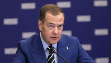 The West Will Turn Away From Armenia: Medvedev Warns Yerevan
