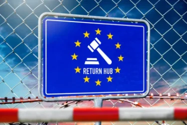 EU Conservatives Leader Calls for Creation of Migration Return Centers in Africa