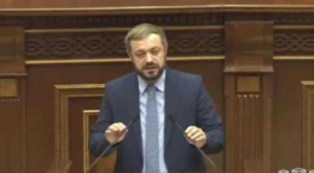 ՏԵՍԱՆՅՈՒԹ. «Պապոյանը նենց ներկայացրեց, որ հարց չմնաց». Ալեն Սիմոնյան