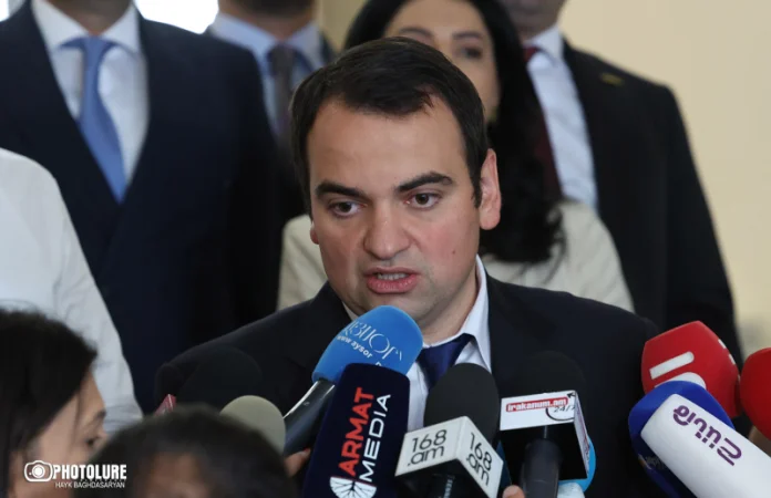 Քննարկման արդյունքում որոշվել է արագ ընտրել հանձնաժողովների նախագահներին․ Կարապետյան