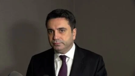 Alen Simonian Advises the Opposition to 'Stop Fidgeting'