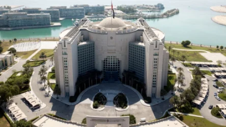 UAE Freezes Trade Operations with Iran