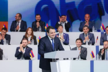 Authorities Reluctant to Easily Surrender European Integration Commission to 'Strong Armenia' - 'Jhayrum'