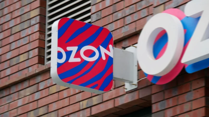 Debris from Drone Falls in Ozon Warehouse Area: Over 300 Employees Evacuated