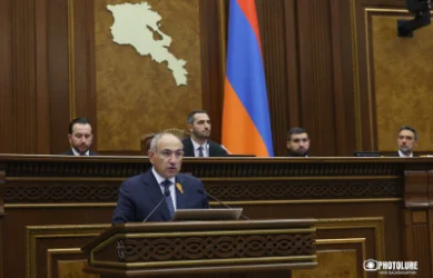 Նոր Սահմանադրությունում Անկախության հռչակագրին հղում չպետք է լինի․ Փաշինյան