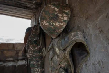 Մահացած զինծառայողը երկու երեխաների հայր էր, երրորդ բալիկին էին սպասում