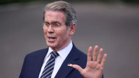 US Issues Stiff Ultimatum to Iran Supporters: Sanctions Expand
