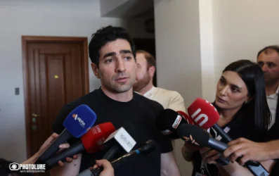 Դավաճանի սովորական գործելաոճն է․ Լևոն Քոչարյանը՝ իր տանը կատարված խուզարկության մասին