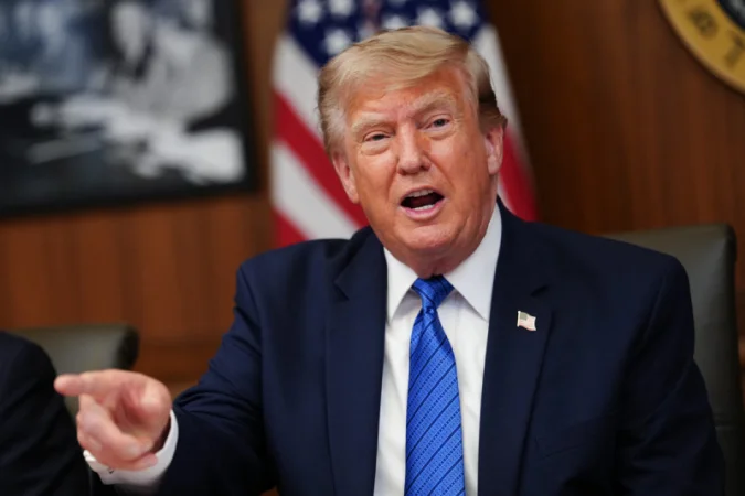 Чрезвычайное положение в США: Трамп