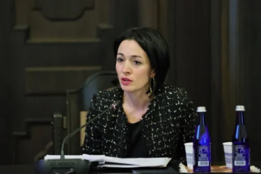 Ավելի շատ երիտասարդներ են մեկնում արտերկիր սովորելու․ Ժաննա Անդրեասյանը թվեր է ներկայացրել